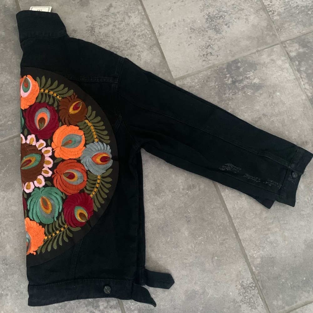 5 Star Rated New Bohemian Embroidered Denim Jean Jacket - Picture 11 of 17